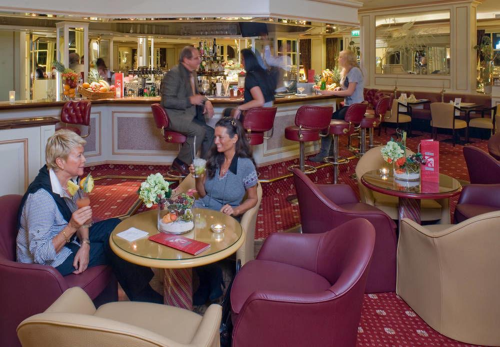 Отель Courtyard By Marriott Hamburg Airport Экстерьер фото