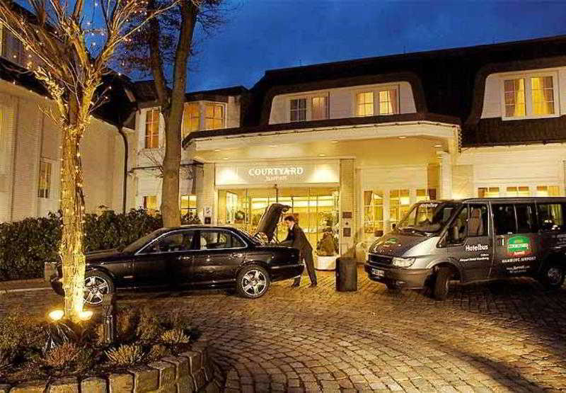 Отель Courtyard By Marriott Hamburg Airport Экстерьер фото